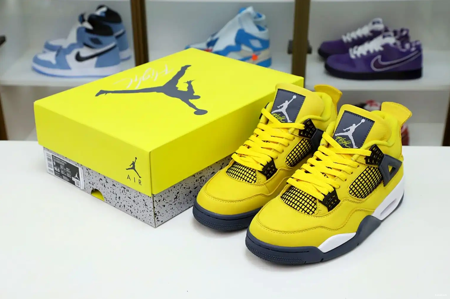 RETRO 4 Kimikick 2021 'LIGHTNING' AIR AIR JORDAN JORDAN 0513